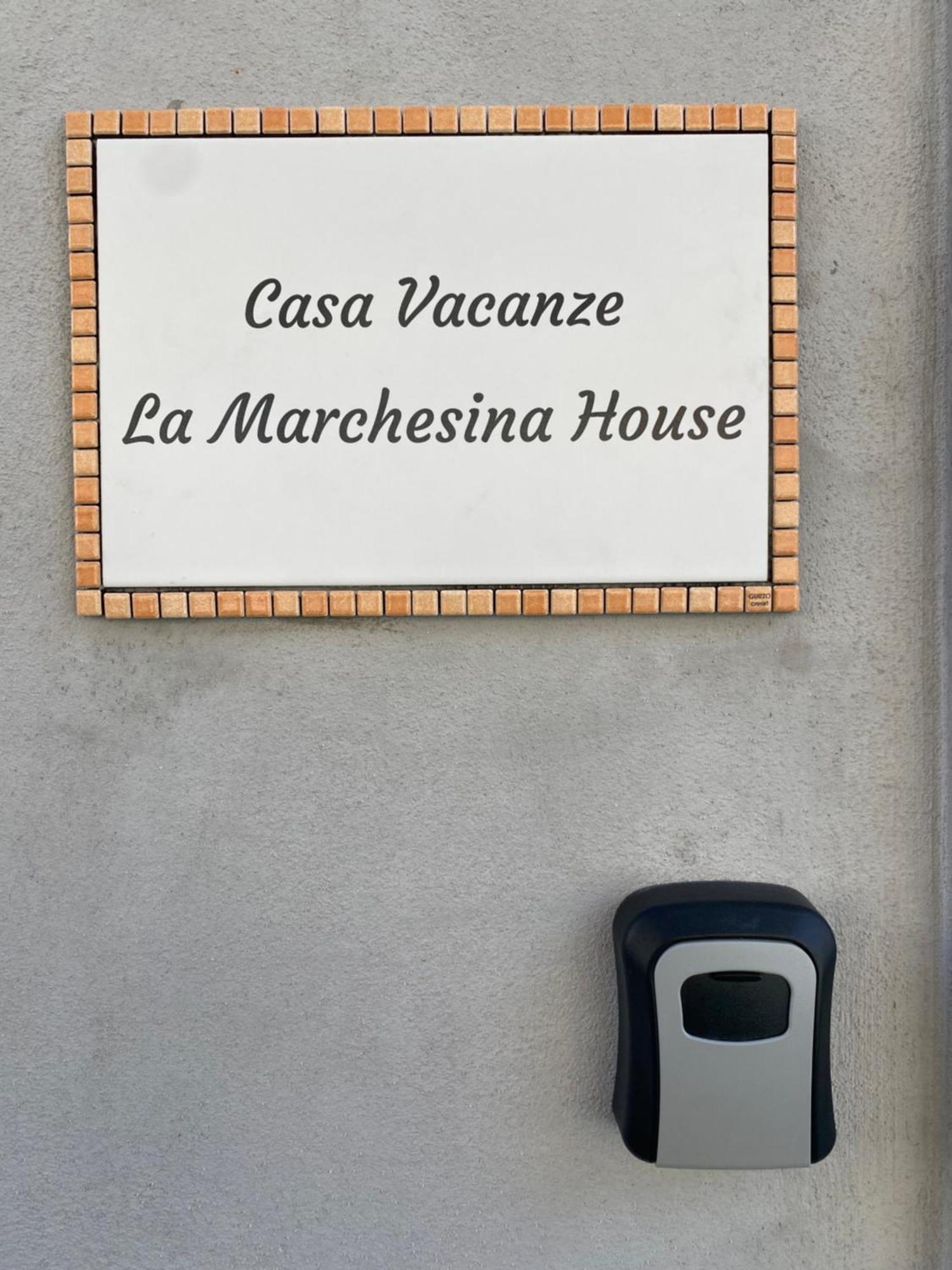 La Marchesina House Hotel Misterbianco Kültér fotó